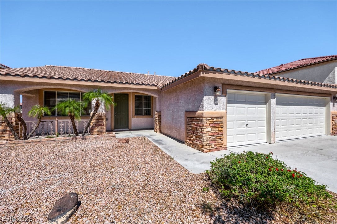 903 Golden Poppy St, Las Vegas, NV 89110 photo
