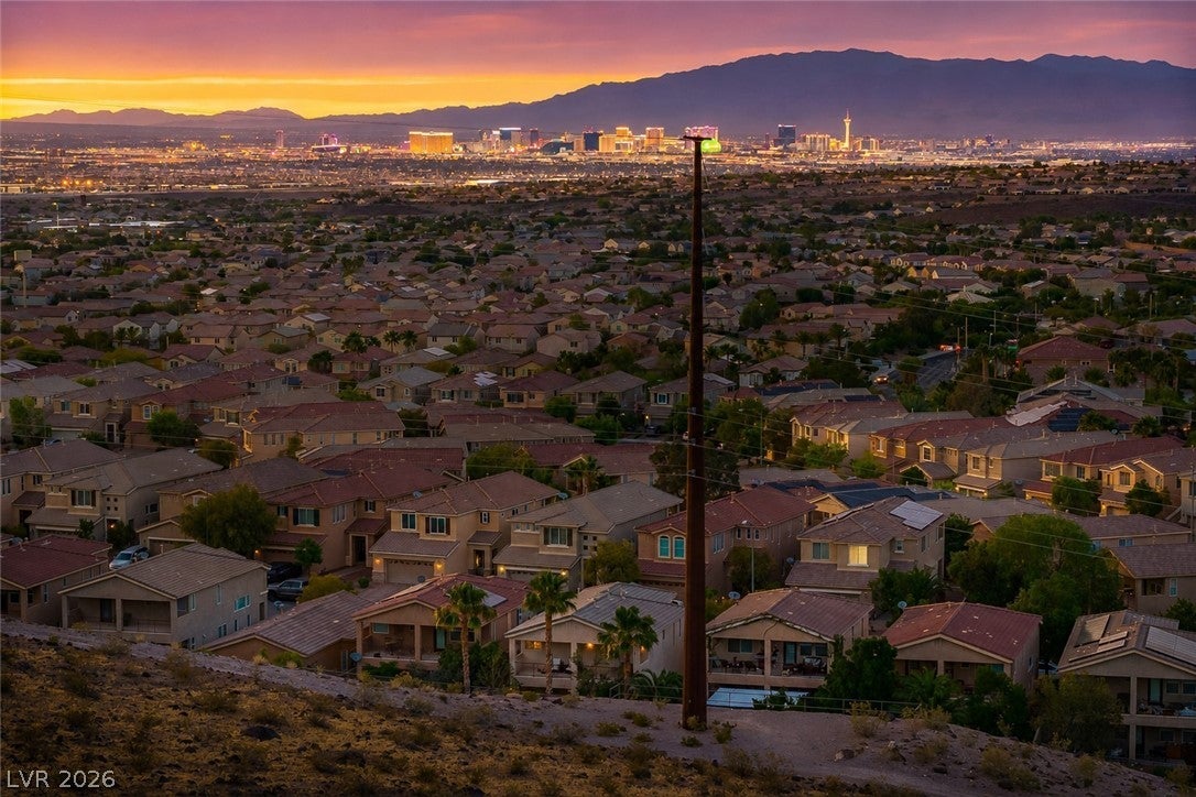2815 Dunnottar Ave, Henderson, NV 89044 photo