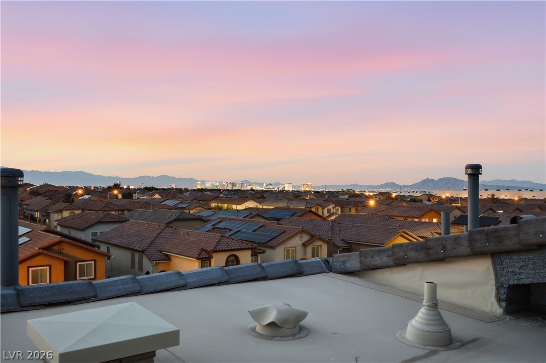 8609 Calla Lily Ct, Las Vegas, NV 89139 photo