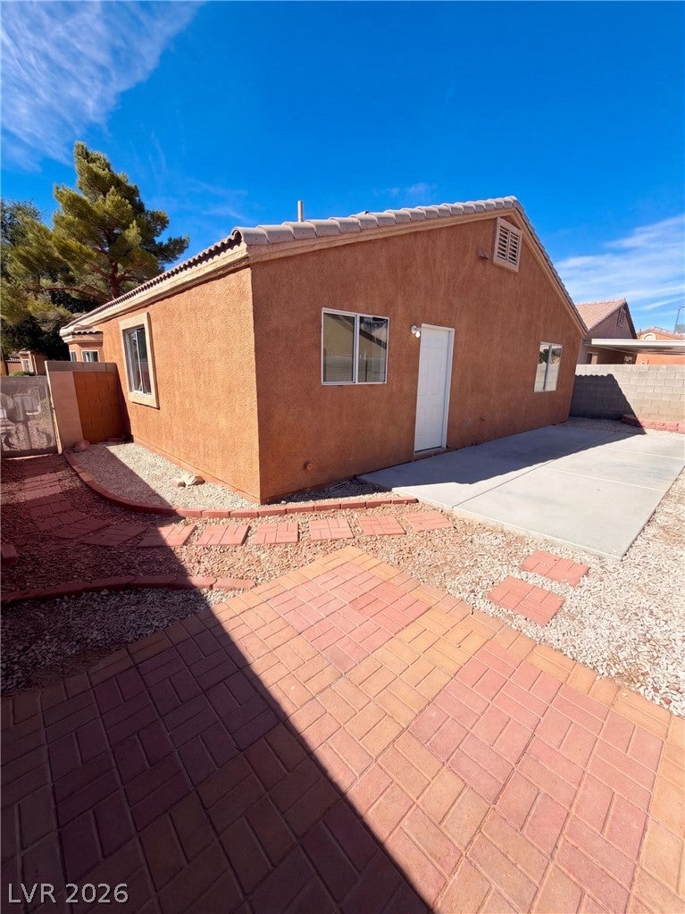 5222 Jewel Canyon Dr, Las Vegas, NV 89122 photo