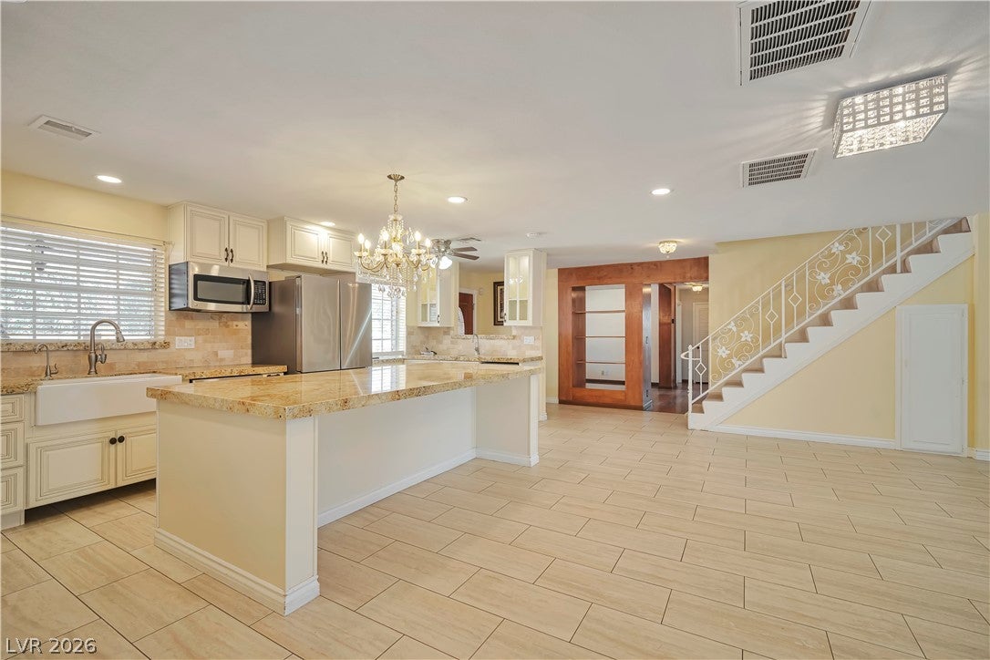 4065 W Maulding Ave, Las Vegas, NV 89139 photo