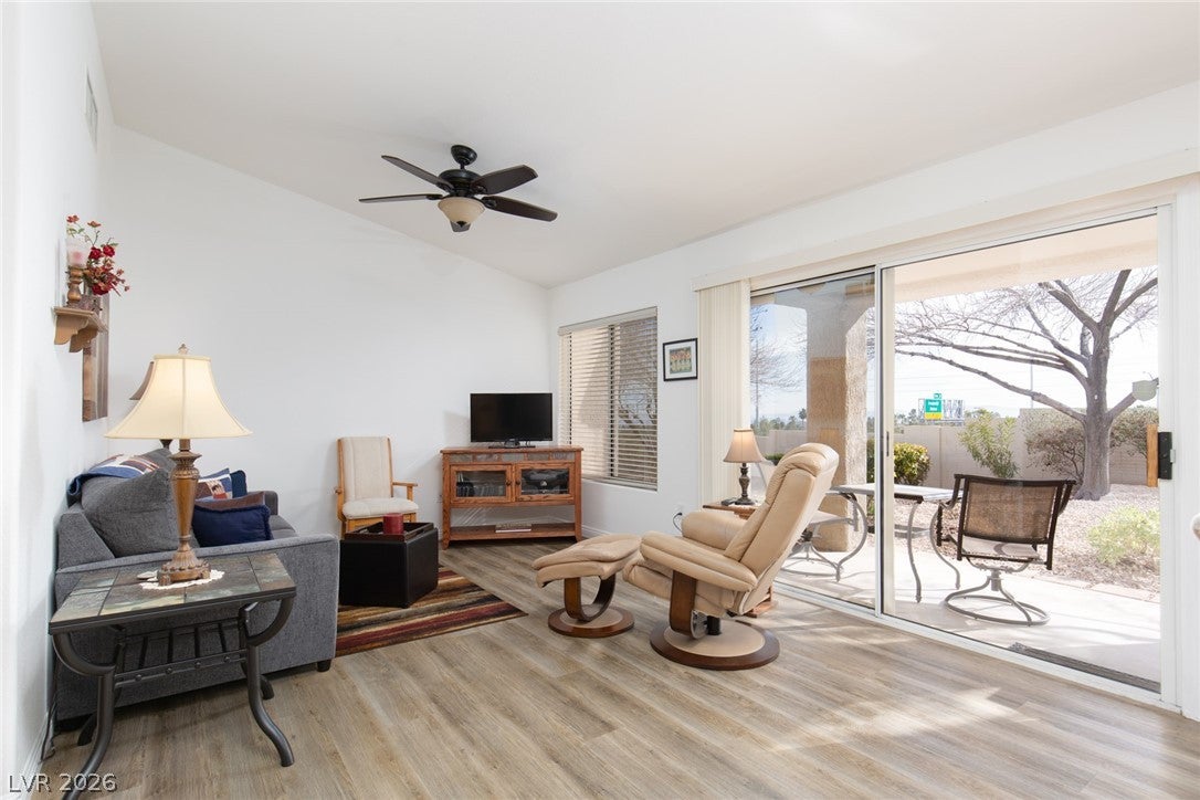 10627 Mission Lake Ave, Las Vegas, NV 89134 photo