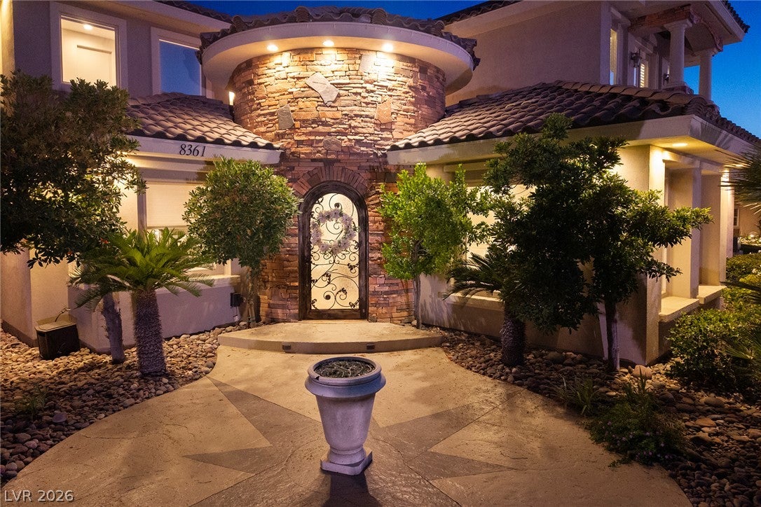 8361 Jeeves Cir, Las Vegas, NV 89149 photo