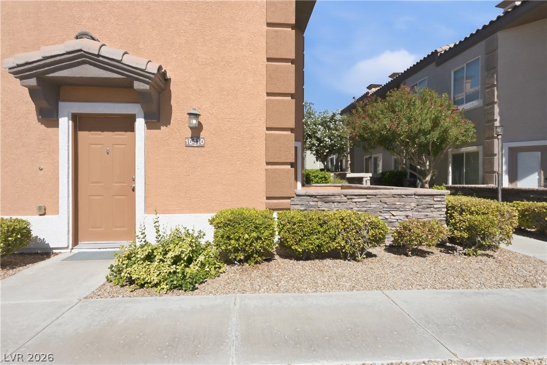 10410 Gold Shadow Ave, Las Vegas, NV 89129 photo
