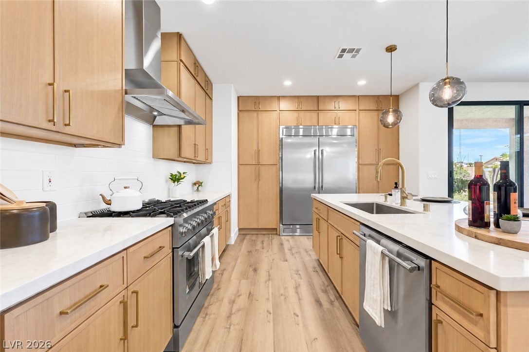 121 Torchwood Ln, Las Vegas, NV 89144