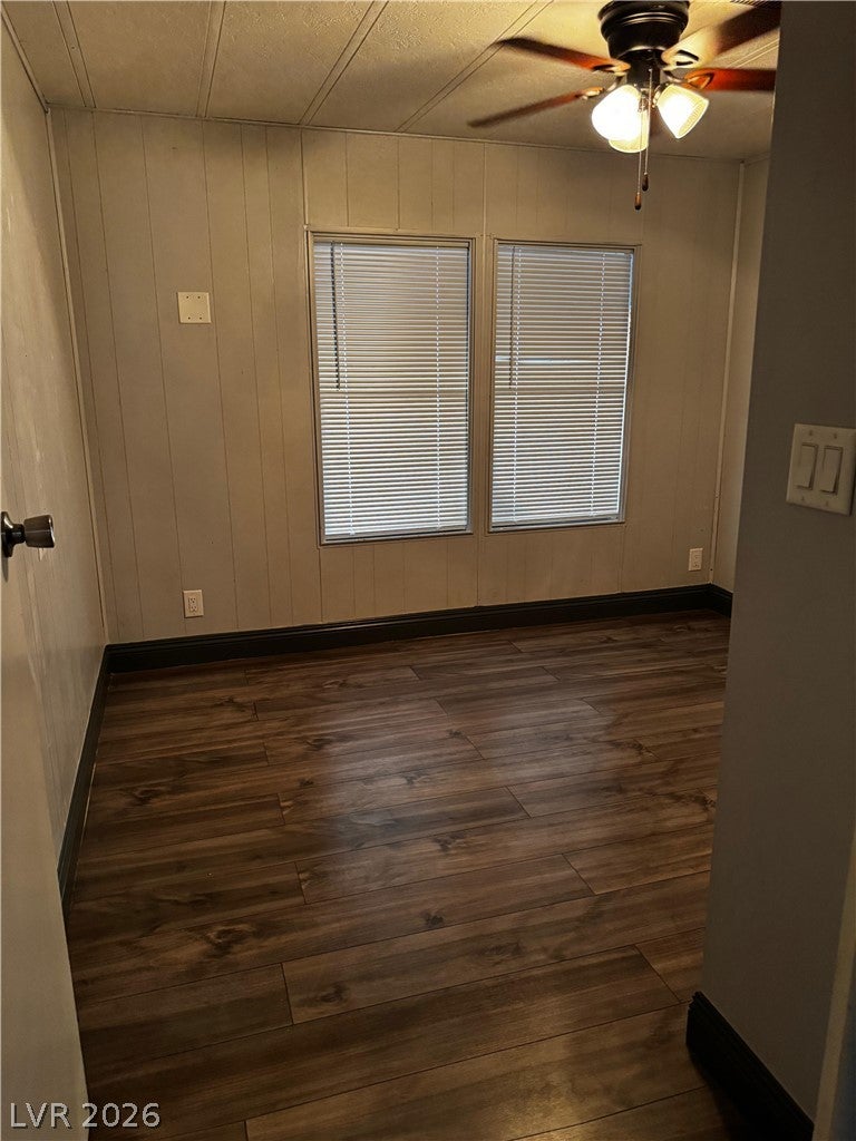 3785 Kolanut Ln, Las Vegas, NV 89115 photo