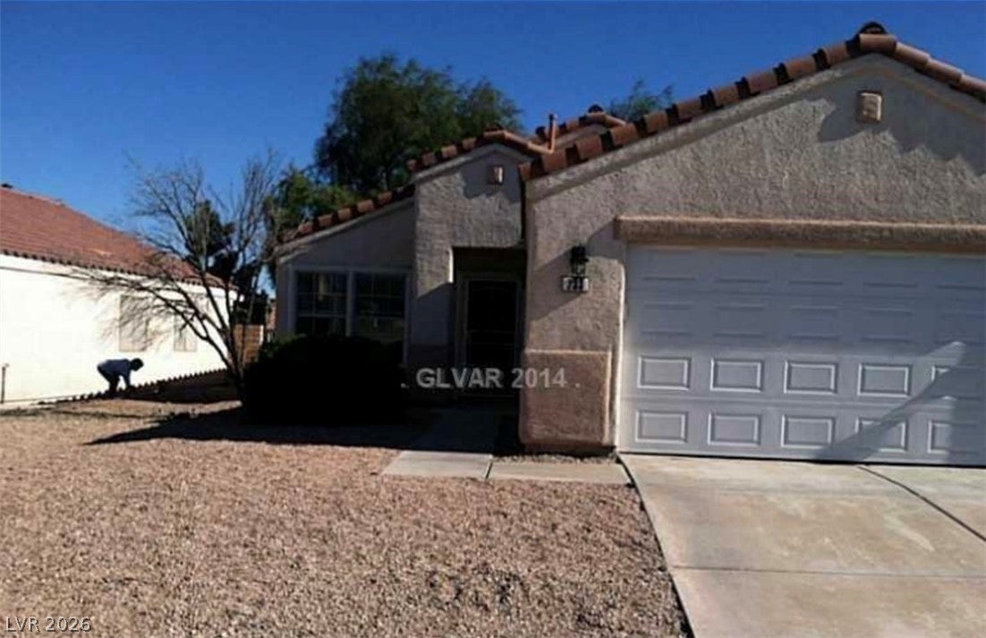 733 Hitchen Post Dr, Henderson, NV 89011