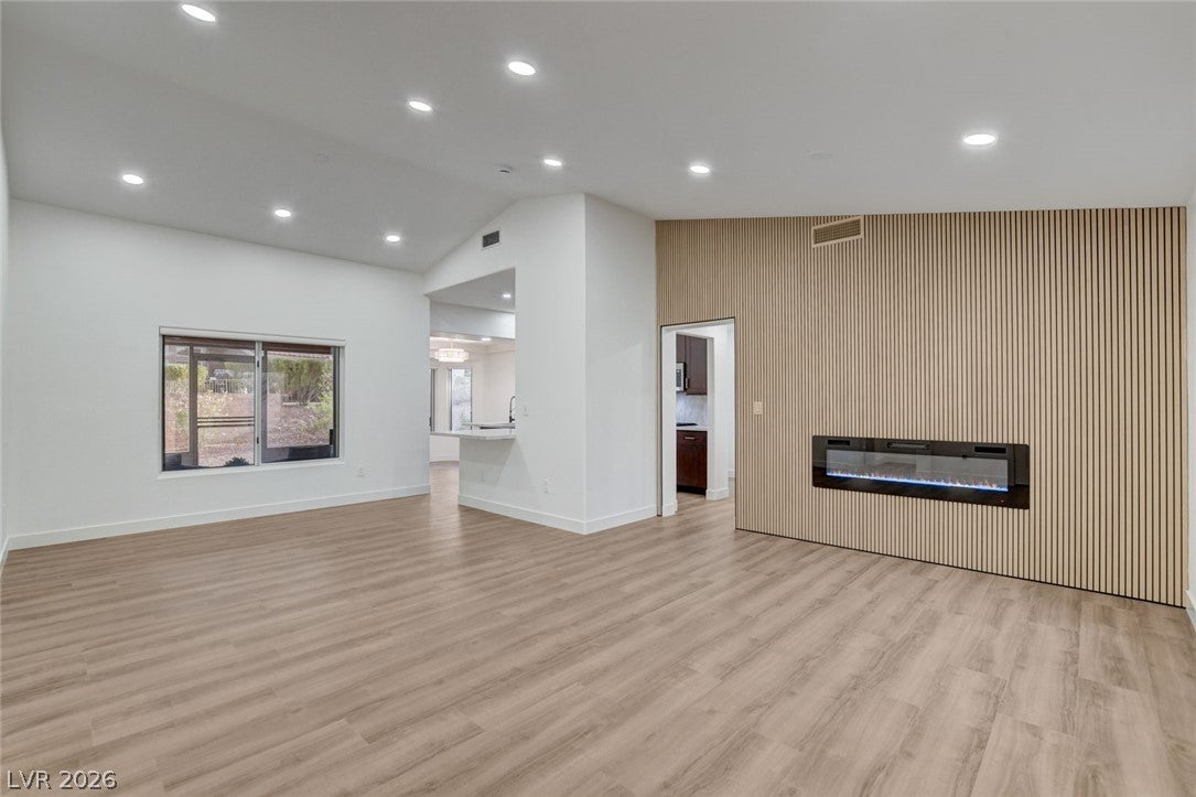 2401 Ocean Edge Ct, Las Vegas, NV 89134 photo