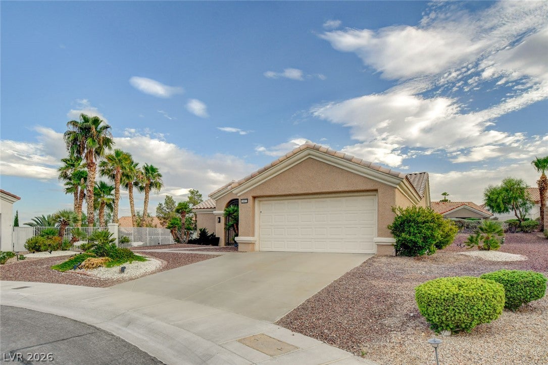 2401 Ocean Edge Ct, Las Vegas, NV 89134 photo
