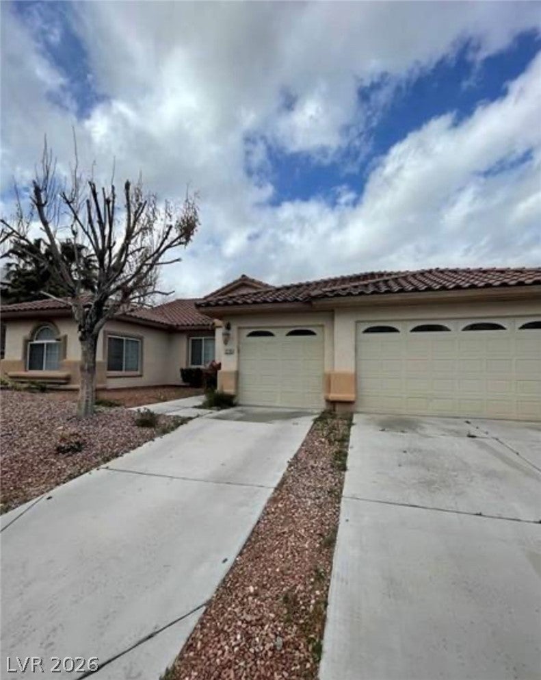 5718 San Florentine Ave, Las Vegas, NV 89141 photo