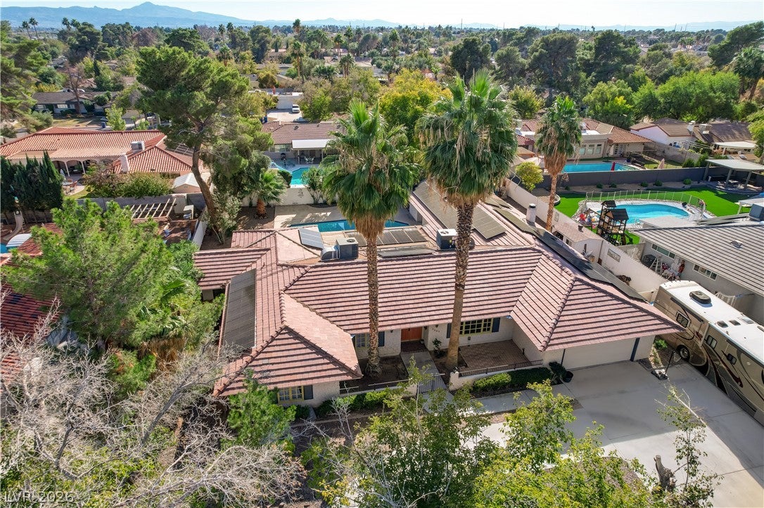 3689 N Rosecrest Cir, Las Vegas, NV 89121 photo