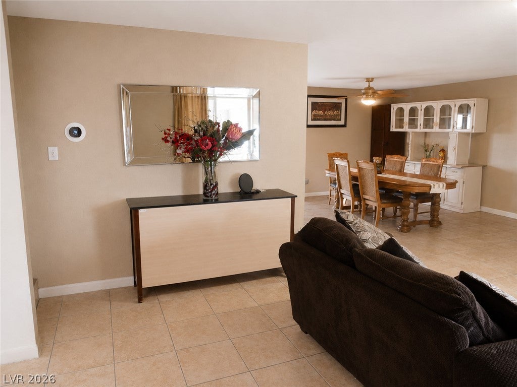 905 Zola Cir, Las Vegas, NV 89145 photo