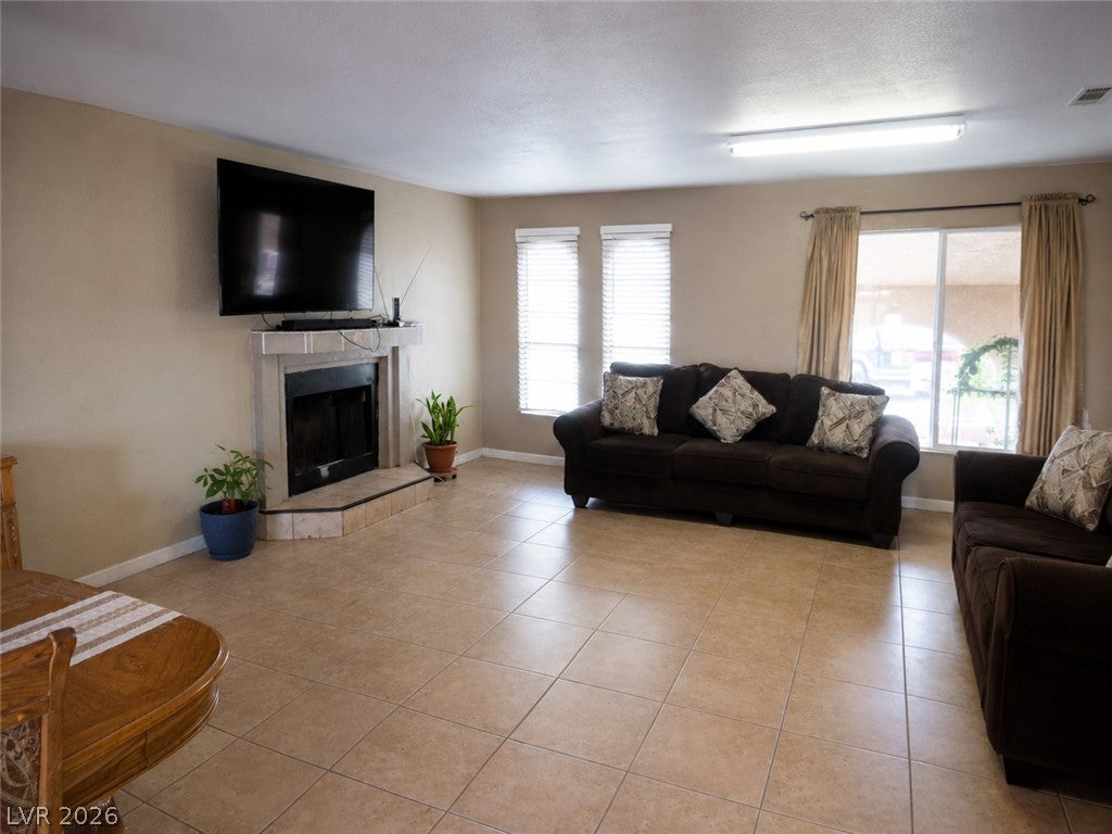905 Zola Cir, Las Vegas, NV 89145 photo