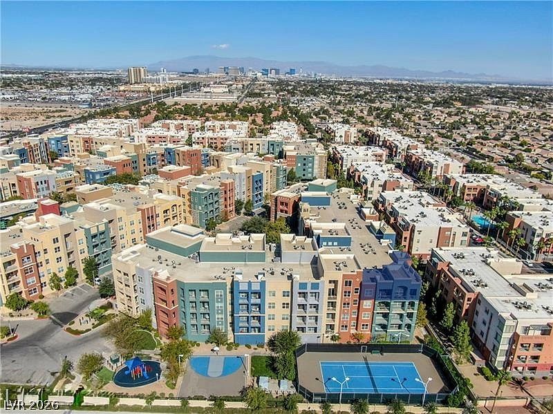 50 Serene Ave, Las Vegas, NV 89123