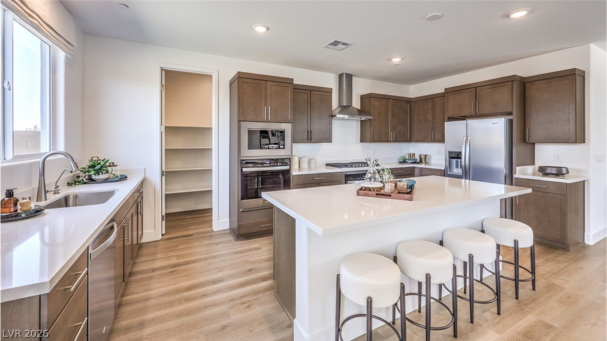 916 Kassie Lake Way, North Las Vegas, NV 89084 photo