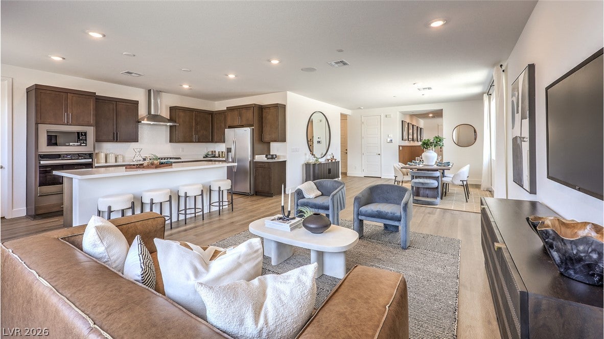 916 Kassie Lake Way, North Las Vegas, NV 89084 photo