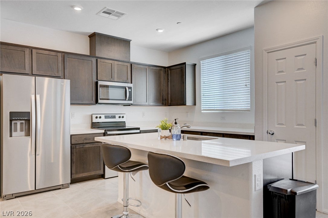 6515 Taffrail Ave, Las Vegas, NV 89118