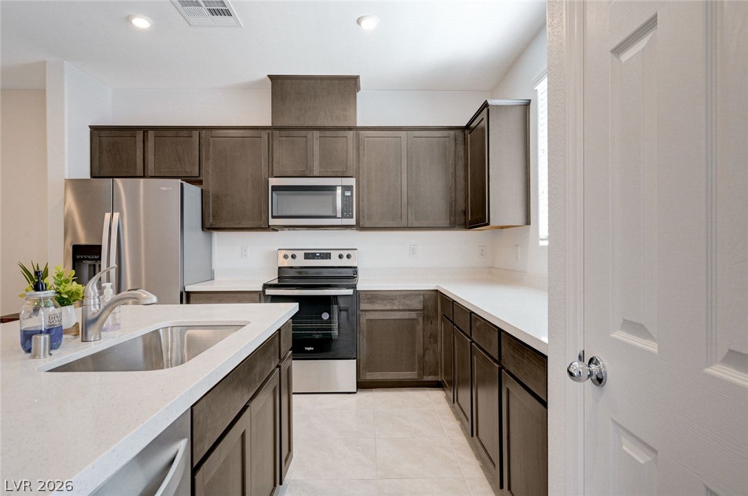6515 Taffrail Ave, Las Vegas, NV 89118 photo