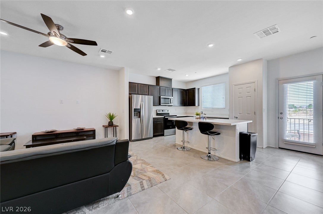 6515 Taffrail Ave, Las Vegas, NV 89118 photo