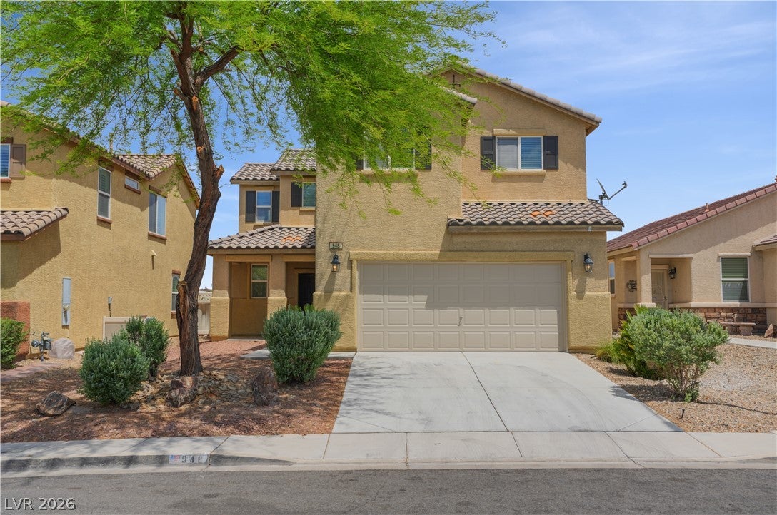 948 Crescent Falls St, Henderson, NV 89011