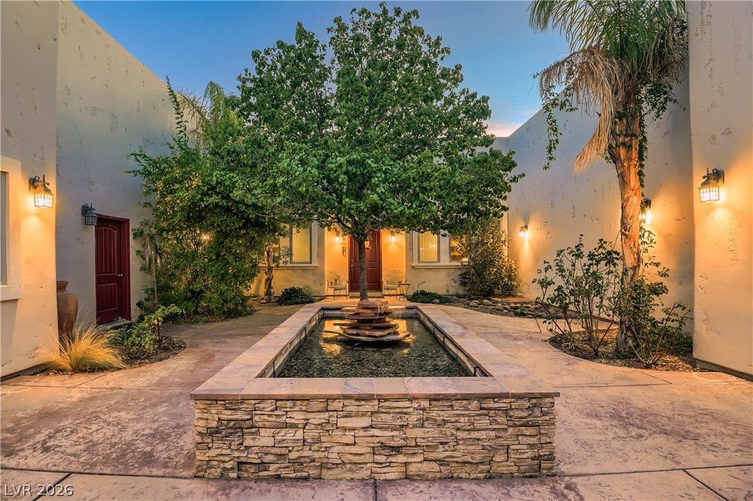 3910 W Pebble Rd, Las Vegas, NV 89139 photo
