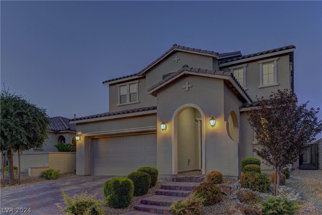 426 Port Reggio St, Las Vegas, NV 89138 photo