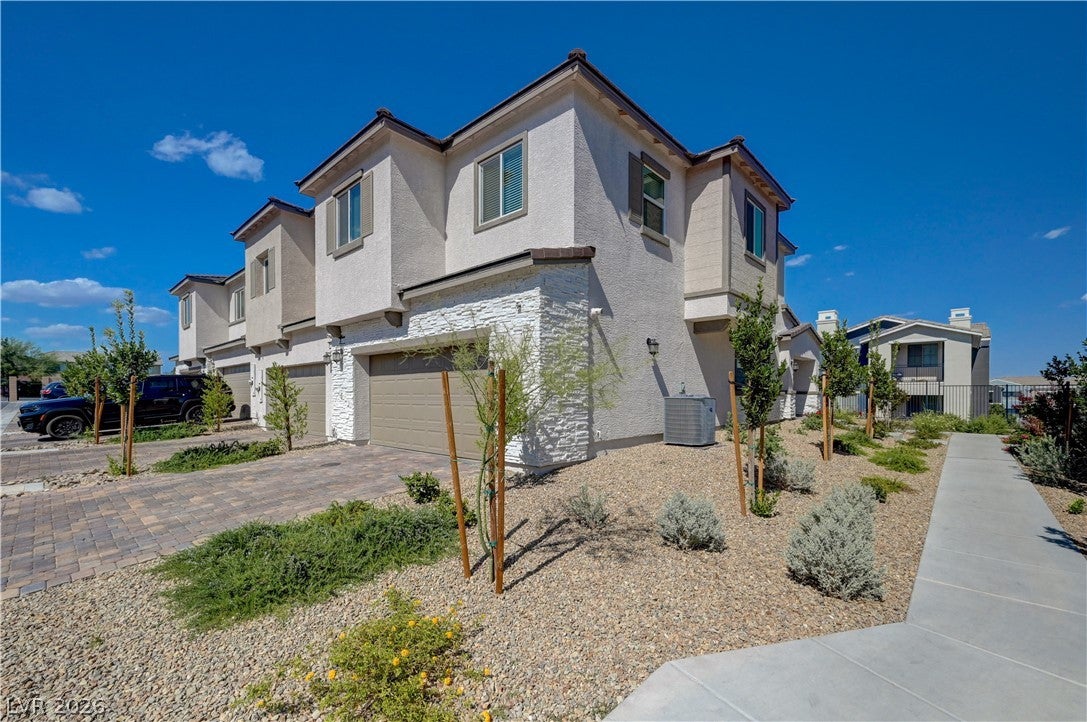 6318 Foxes Dale St, Las Vegas, NV 89166 photo