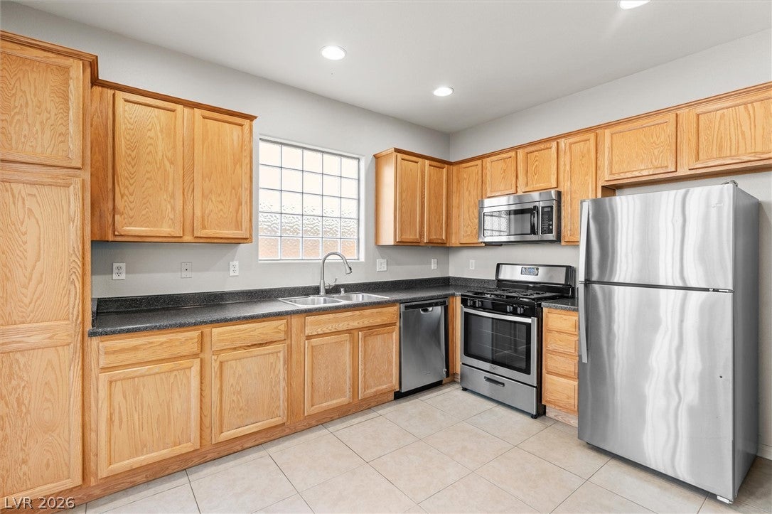 6443 Goldfield St, North Las Vegas, NV 89084 photo