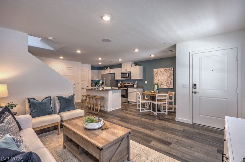 977 Appian Way, Las Vegas, NV 89107 photo