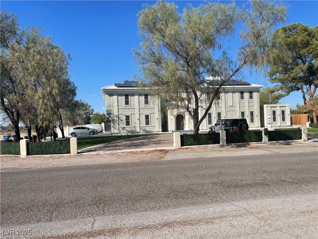 6480 Oquendo Rd, Las Vegas, NV 89118