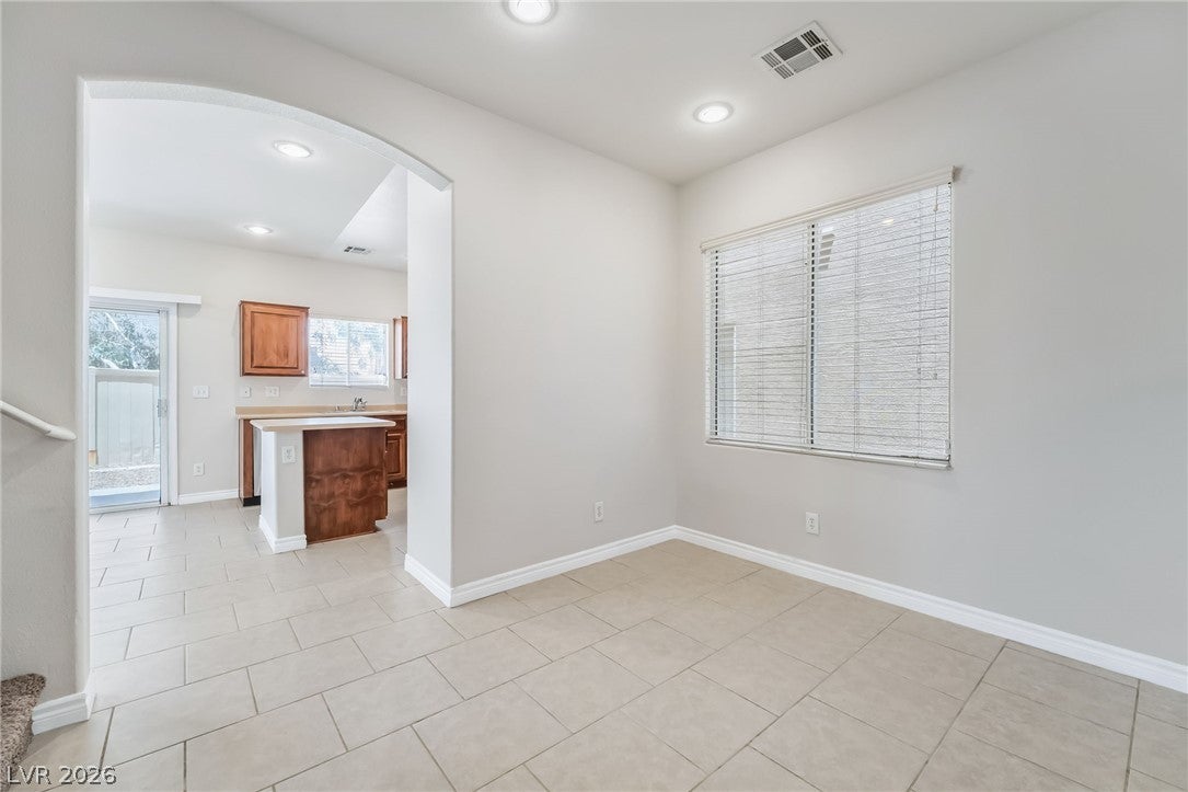 10925 Colour Magic St, Henderson, NV 89052 photo