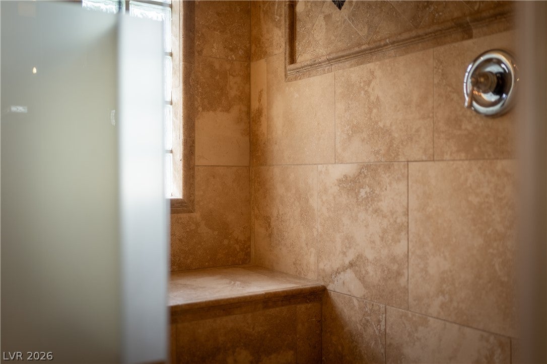 18 Hummingbird Cir, Henderson, NV 89014 photo