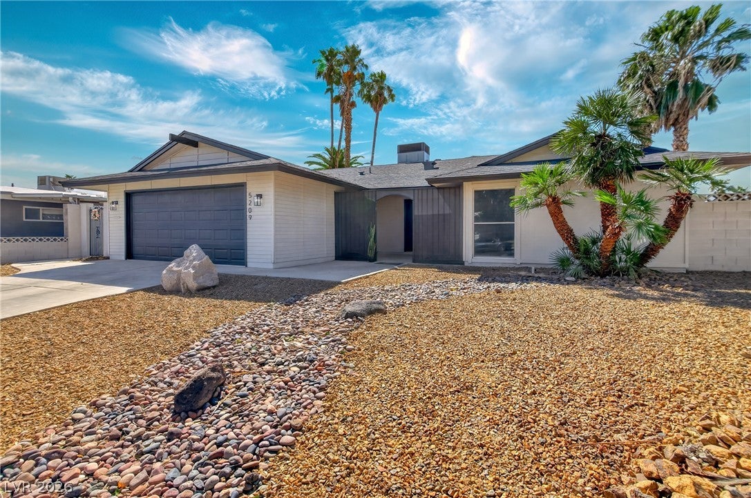 5209 Champions Ave, Las Vegas, NV 89142