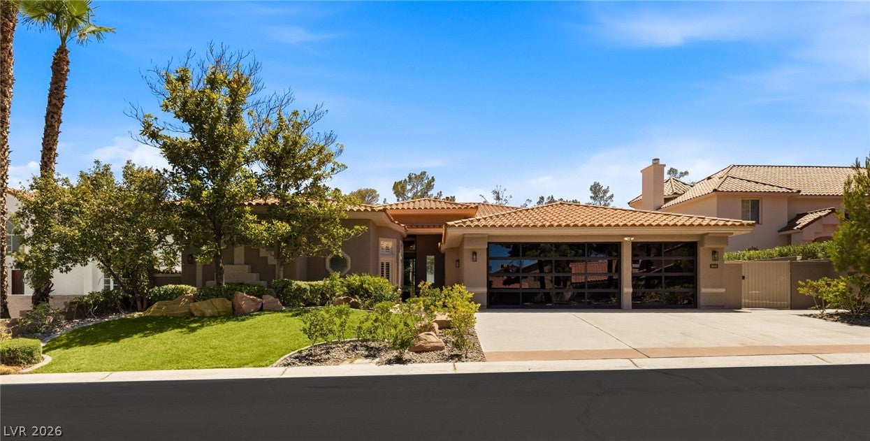 8649 Robinson Ridge Dr, Las Vegas, NV 89117 photo