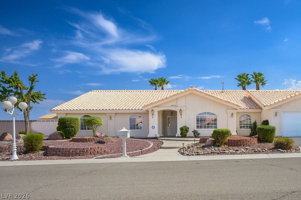 4465 N Campbell Rd, Las Vegas, NV 89129 photo