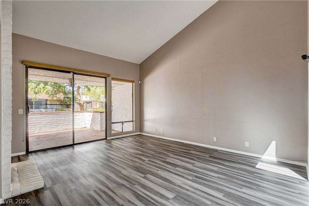 2620 San Lago Ct, Las Vegas, NV 89121 photo