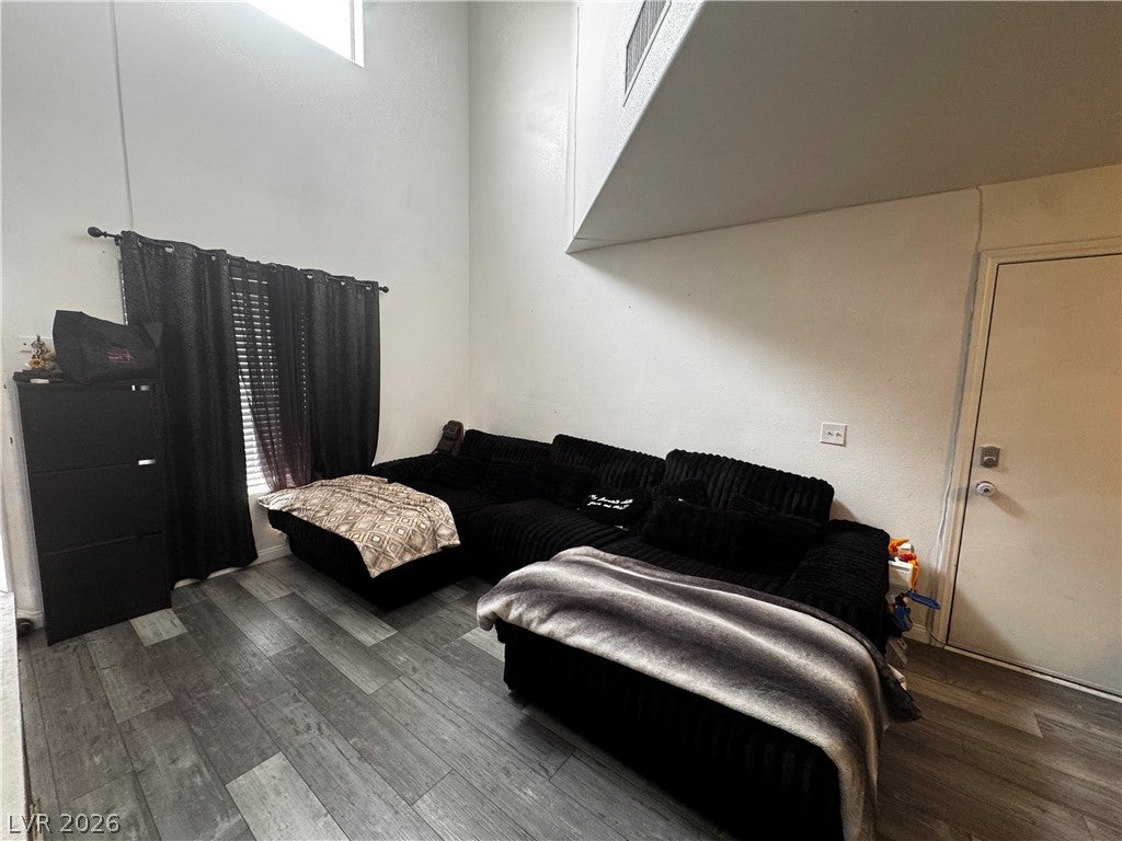 554 Roxella Ln #B, Las Vegas, NV 89110 photo