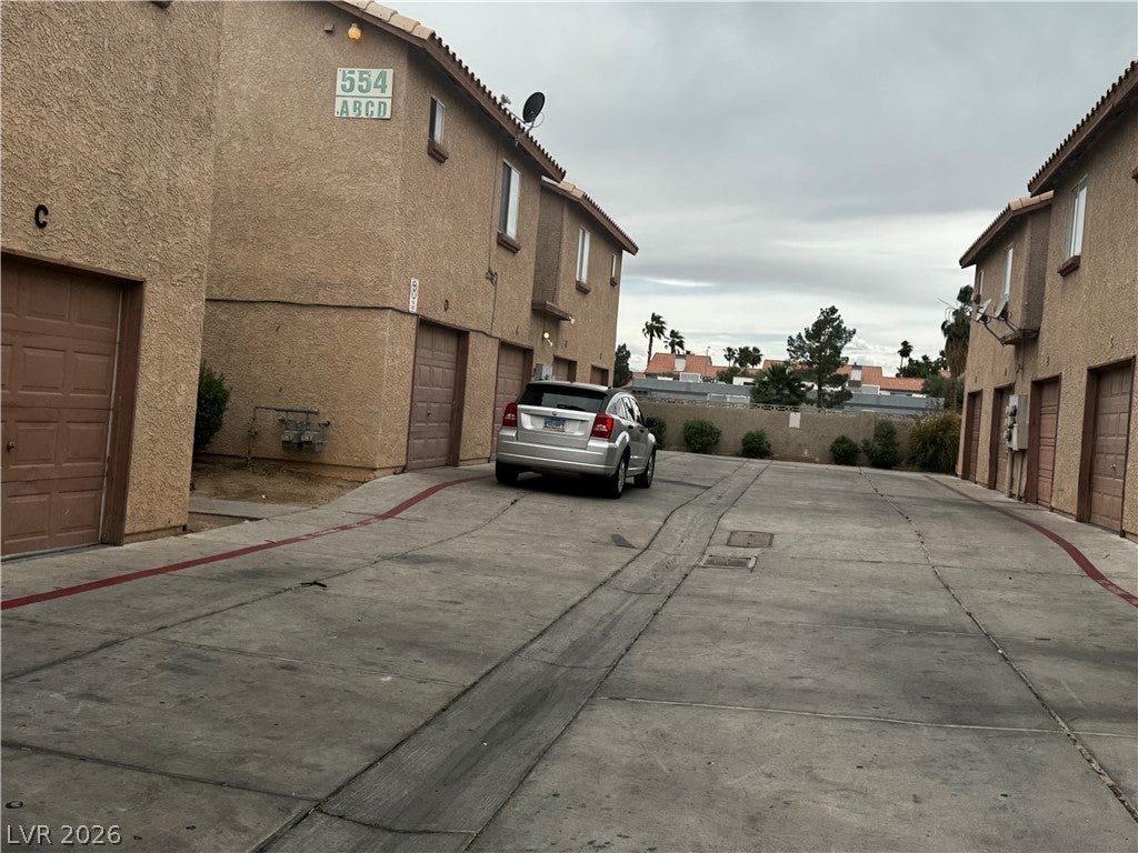 554 Roxella Ln #B, Las Vegas, NV 89110 photo