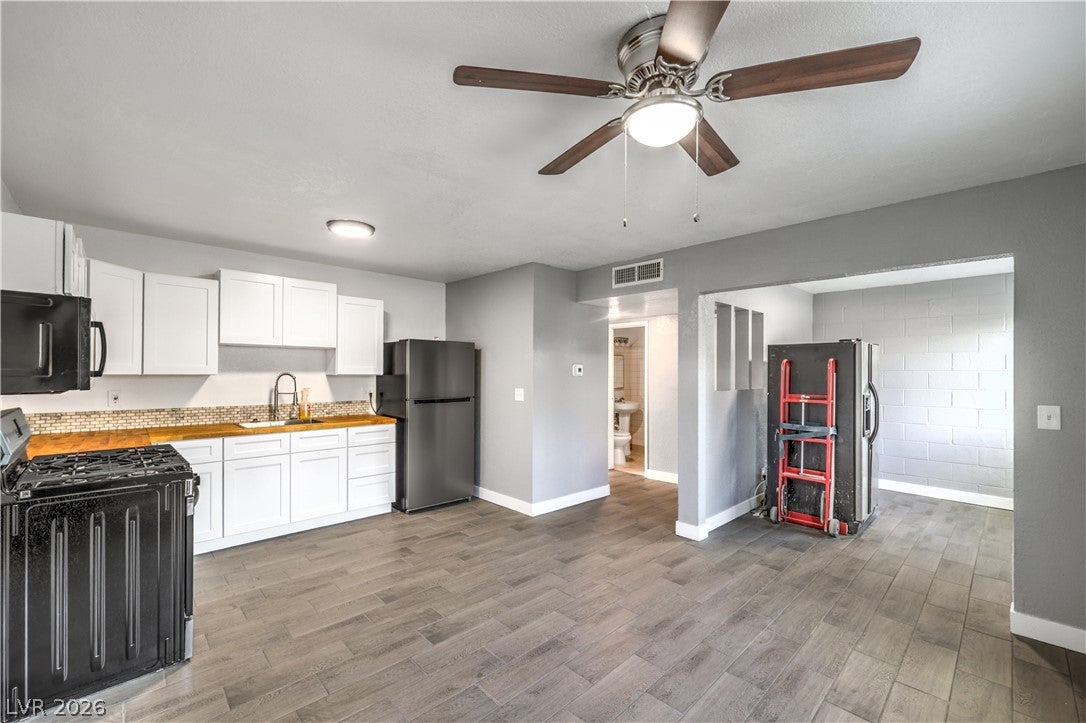 714 E Nelson Ave #F, North Las Vegas, NV 89030 photo