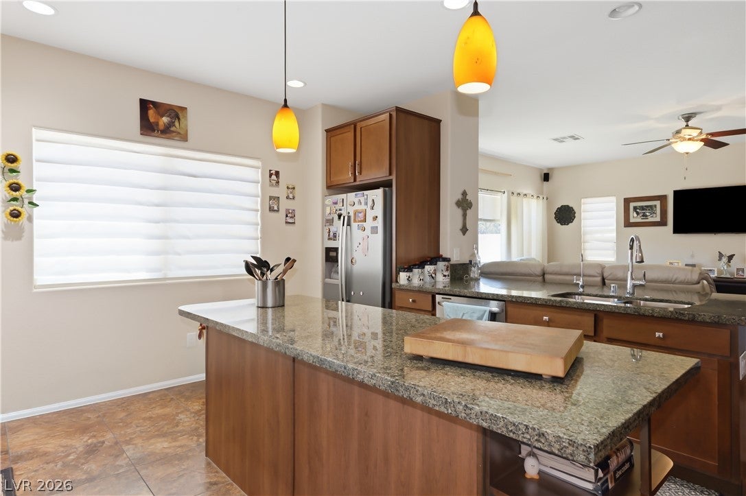 6434 Turnbridge St, Las Vegas, NV 89166 photo