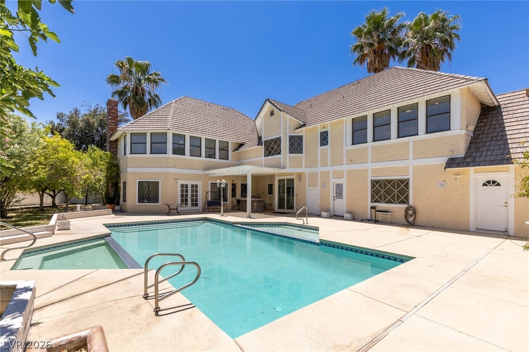 221 Dalmatian Ln, Las Vegas, NV 89107 photo