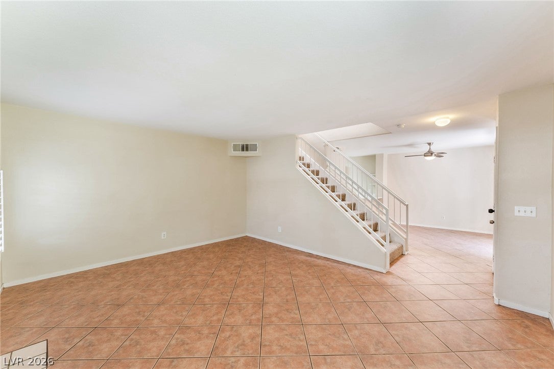 9648 Lame Horse Dr, Las Vegas, NV 89123 photo