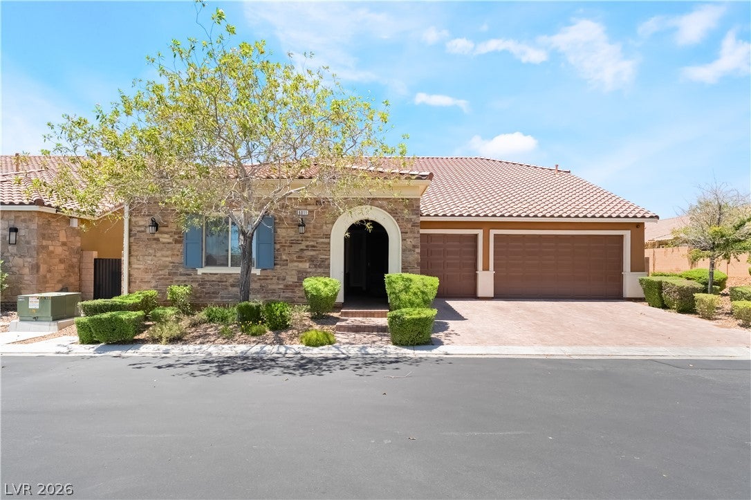 6011 Vista Clara Street St, Las Vegas, NV 89148