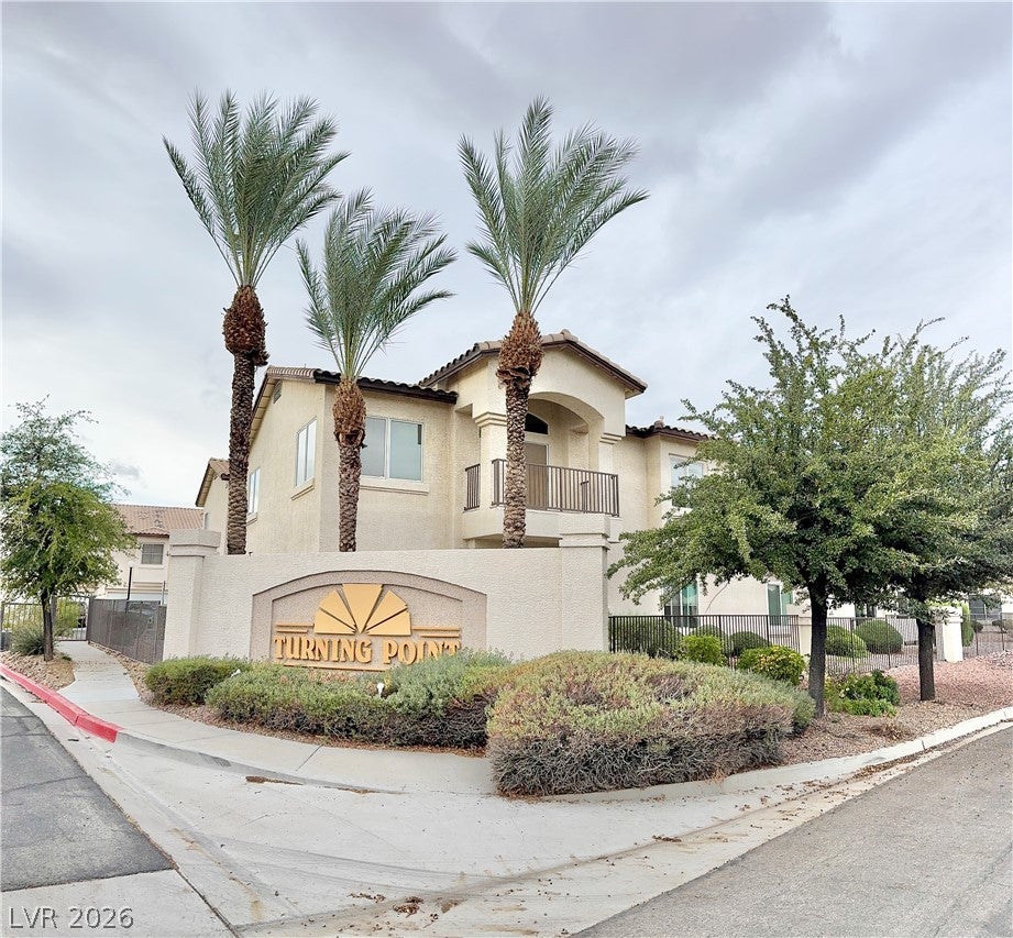 4900 Black Bear Rd, Las Vegas, NV 89149