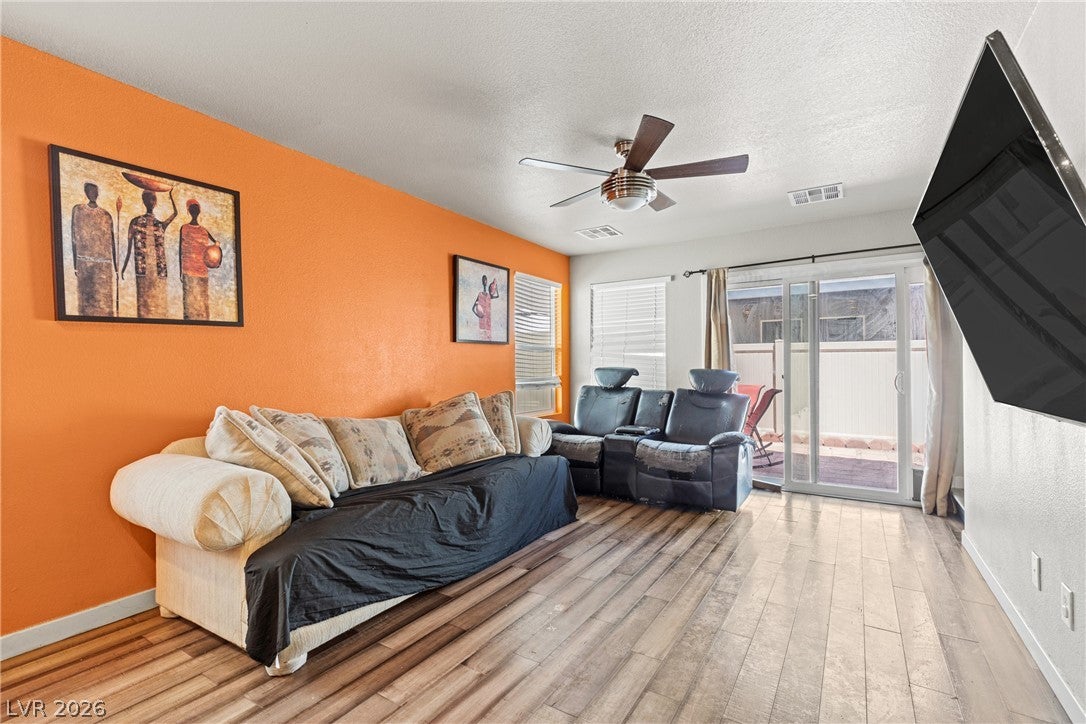 3620 Via De Robles Ave, Las Vegas, NV 89115 photo