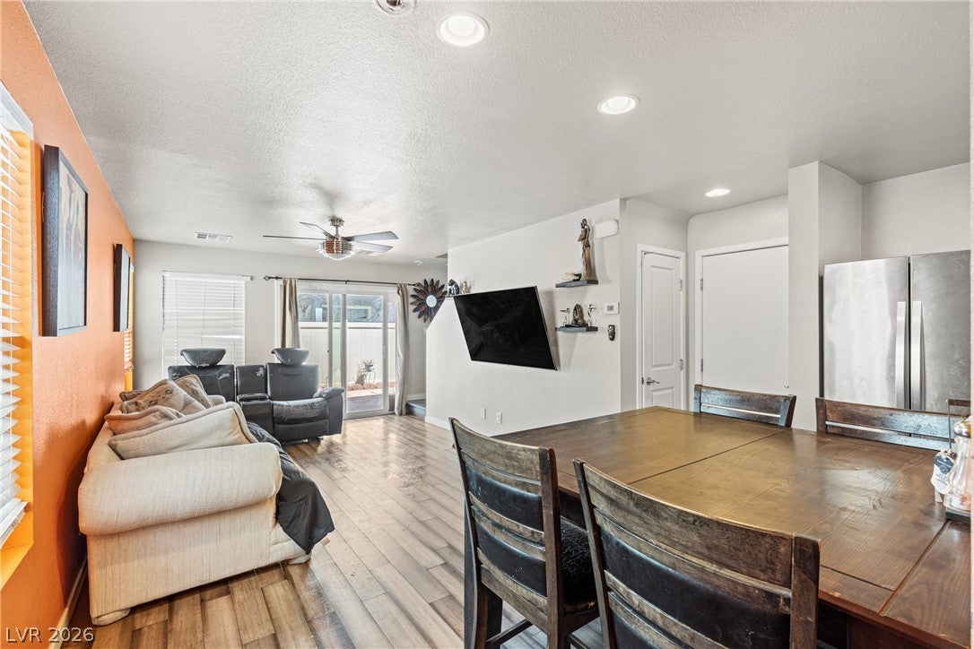 3620 Via De Robles Ave, Las Vegas, NV 89115 photo