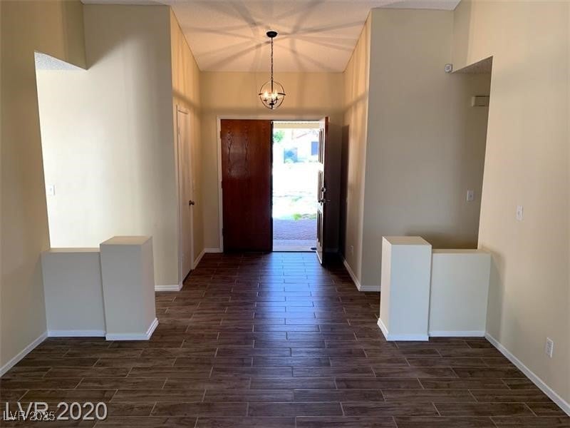 6632 Coastal Breeze Ct, Las Vegas, NV 89108 photo