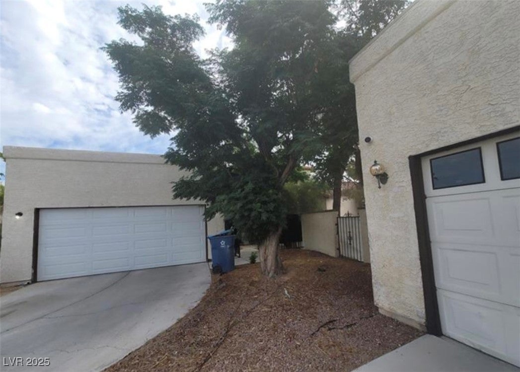 3805 Twig Ln, Las Vegas, NV 89108 photo