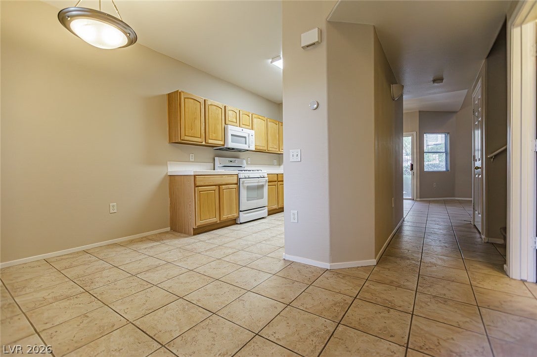 2101 Quartz Cliff St #105, Las Vegas, NV 89117 photo