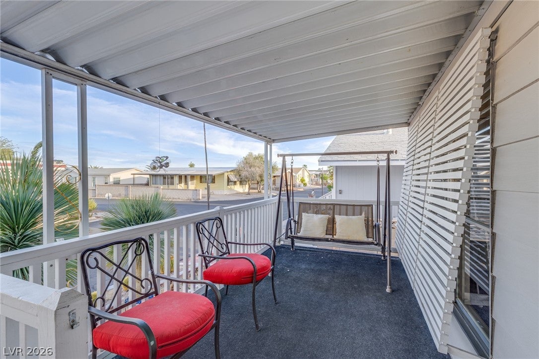 4557 Royal Ridge Blvd, Las Vegas, NV 89103 photo